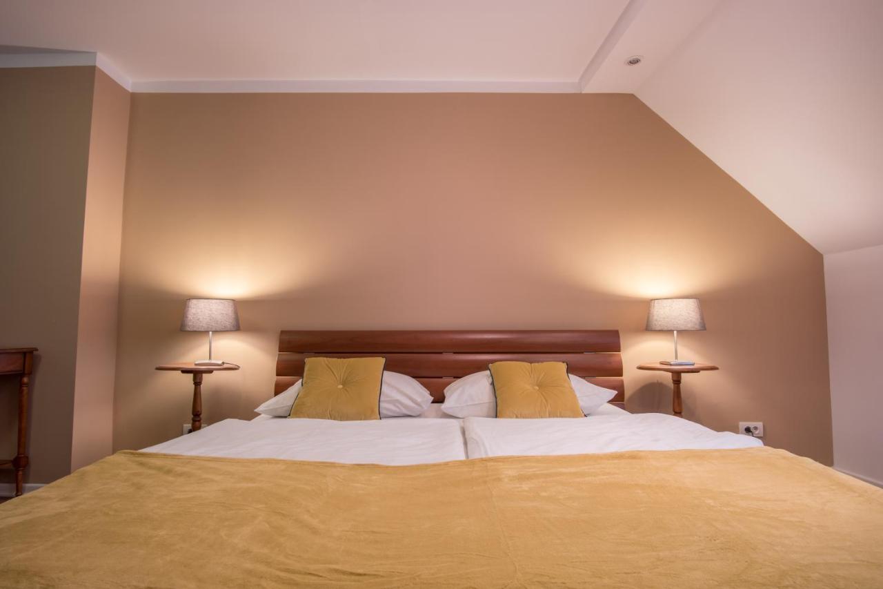 Apartment Old Town 3 Bedroom Presidential Loft *